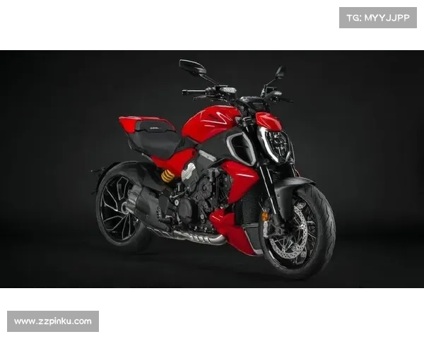 【新车速递】霸道黑马,杜卡迪2025 Diavel V4 Black Roadster新色登场 【新车速递】霸道黑马,杜卡迪2025 Diavel V4 Black Roadster新色登场